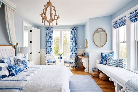 Blue bedrooms are the best bedrooms. Get the Look! Sarah Richardson {Blue Bedroom} - Hello Lovely