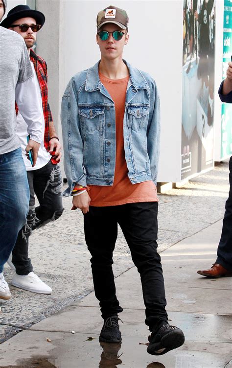 justin bieber updates an all american classic justin bieber style justin bieber outfits fashion