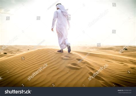 14759 Arabic Man In Desert Stock Photos Images And Photography