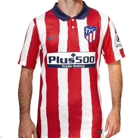 Simeone secured los rojiblancos' first league title win since 2014 in the final weeks of 2020/21 as they held off their title rivals to clinch it. Camiseta Nike Atlético 2020 2021 Stadium | futbolmania