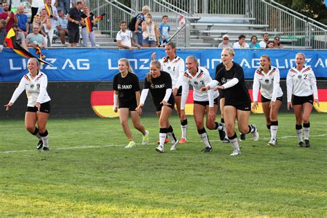 Cristiano ronaldo hat noch die gegen deutschland getroffen. Finale! Deutschland gewinnt 5-Satz-Krimi gegen Brasilien ...