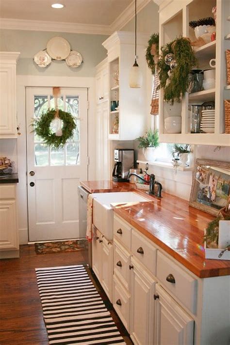They'll elongate the space and add visual interest. 100+ Cozy and Cool Cottage-Style Interior Design - Home & Decor | Country kitchen, Home kitchens ...