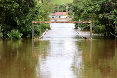 Defesa Civil Monitora Pontos Atingidos Pelas Fortes Chuvas Em Piên Prefeitura Municipal De Piên