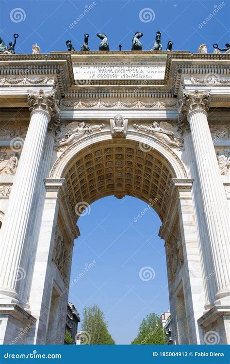 Arch Of Peacecentral Part Of The Monument Editorial Stock Photo