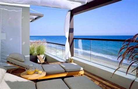 10 Most Romantic Beach Houses In The World