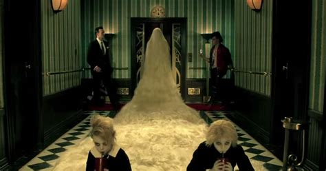 American Horror Story Hotel Teaser With Full Cast Is Out Cbs News