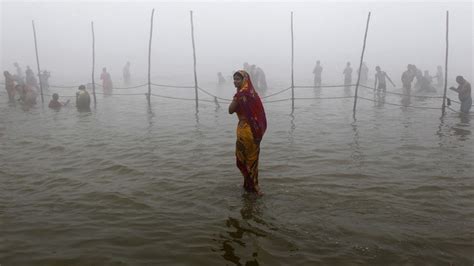 india gives ganges and yamuna rivers same rights as humans in bid to fight pollution — rt world news