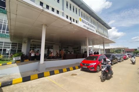 We did not find results for: Hindari Kasus Baru, Nakes RSUD Sultan Suriansyah Di-Swab ...