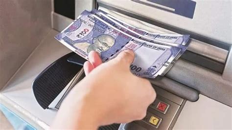 3 Banks Are Offering Unlimited Free Atm Transactions Across India