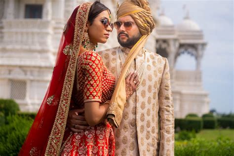 As couples now expect more relatable and realistic pictures rather than having group shots and cliched portraits. What is your Indian Wedding Photography Style Quiz