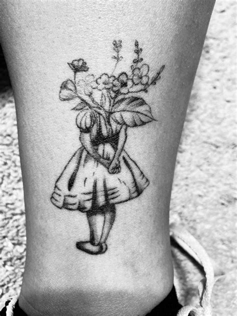 Alice In Wonderland Tattoo Wonderland Tattoo Alice And Wonderland