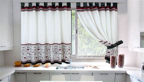 La tela que nunca pasara de moda es la famosa tela de cuadritos tela vichy. Sanaire: ¿Cómo lavar las cortinas de la cocina?