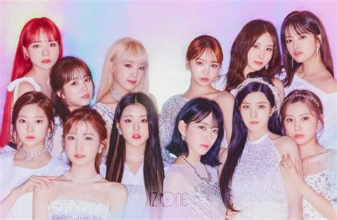Iz One Officially Disbands Today Sakura Nako And Hitomi Leave For Japan Zapzee Premier