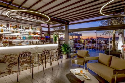 Rooftop Bar Flawlesslife The Lifestyle Guide