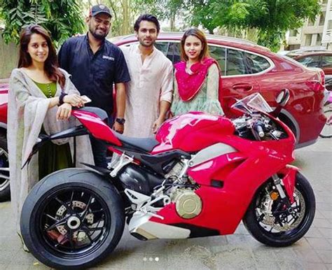 बिग बॉस 12 विनर दीपिका के पति ने खरीदी महंगी बाइक लाखों में है कीमत entertainment aajtak