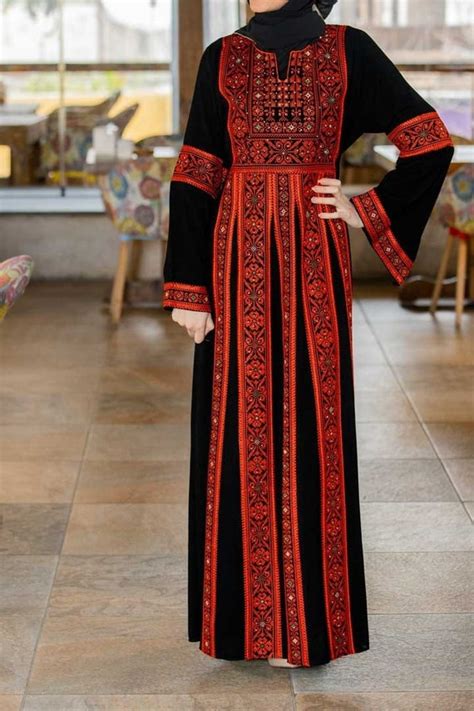 Thobe Embroidered Palestinianjordanian Maxi Dress Long Etsy