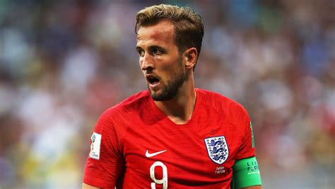 Striker harry kane was born on 28 july 1993 and was raised in walthamstow, north london. Former Teammate Reveals Why Harry Kane Was Released From ...