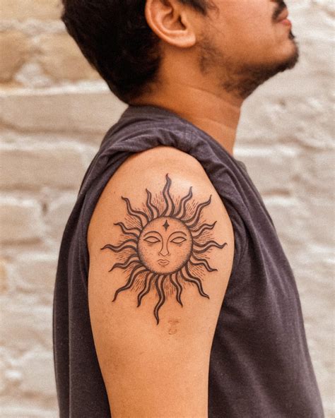 Top More Than Sun Tattoo Designs For Men Best Esthdonghoadian