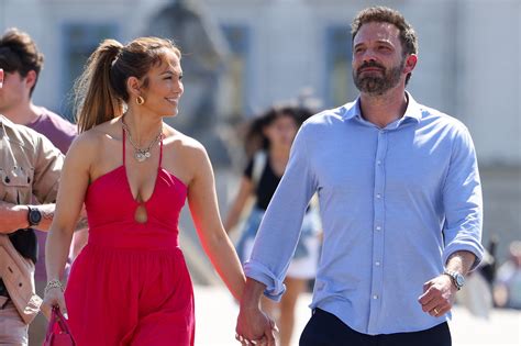 Jennifer Lopez Et Ben Affleck Dans Lintimité De La Cérémonie En Images