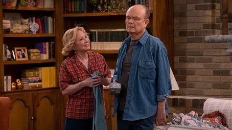 Debra Jo Rupp Kurtwood Smith Return To The Formans On That 90s Show