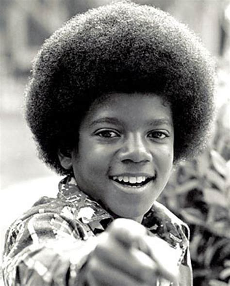 عسل النحل هو مادة سكرية عطرة ينتجها النحل من رحيق الأزهار. 29 صورة تبرز أهم محطات حياة مايكل جاكسون من الصغر للشهرة ...