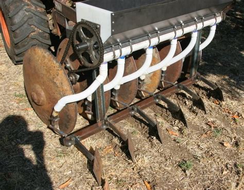 Right End View Of Seeder Photo By Billspurlock Seed Drill Tractor