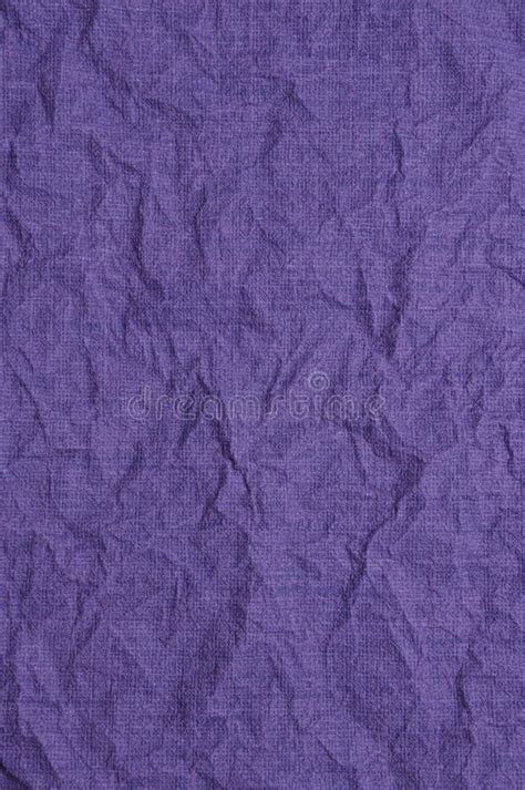Papel Arrugado Violeta Imagen De Archivo Imagen De Papel 48373739