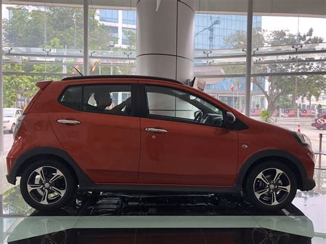 Perbezaan antara perodua bezza antara advance, premium dan 1.0l. Perodua Axia: Perbezaan 6 varian yang ditawarkan! | Careta