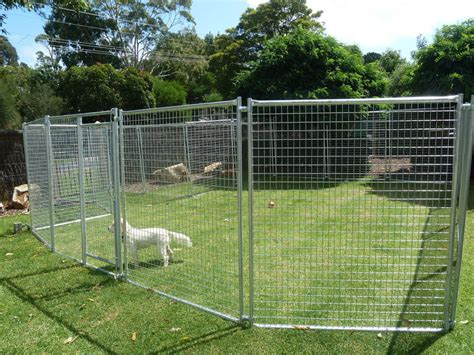 Electric fences are designed to create an electrical circuit when touched by a person or animal. Electric Fence For Cats - Cat and Dog Lovers