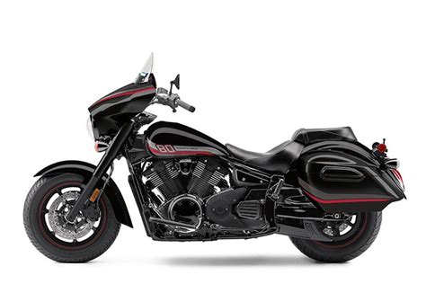 Max torque was 81.8 ft/lbs (110.9 nm) @ 4000 rpm. 2017 Yamaha V-Star 1300 Deluxe Review