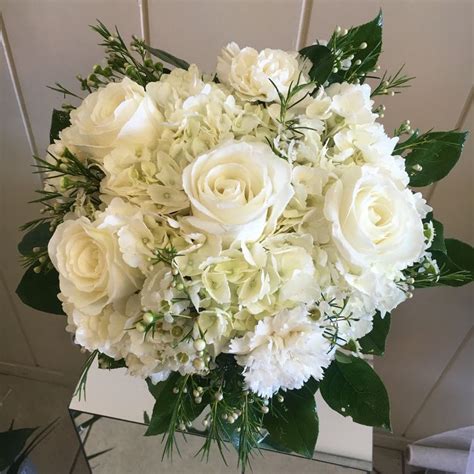 Elegant White Rose And Gum Leaf Bridal Bouquet Ubicaciondepersonas