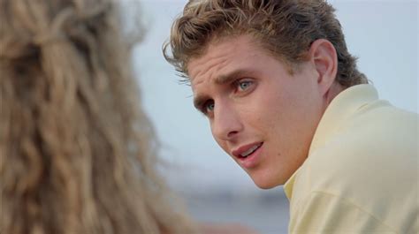 Alex Cubis Mako Mermaids