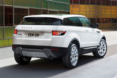 The 2015 range rover evoque offers standard front, side, and curtain airbags; 2015 Land Rover Range Rover Evoque - Information and ...