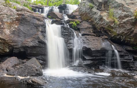 The 15 Most Breathtaking Waterfalls In Ct The Connecticut Explorer