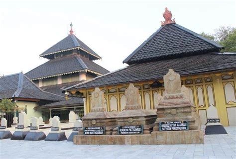 Check spelling or type a new query. √ 8 Foto Masjid Agung Demak Tempat Wisata Religi Populer ...