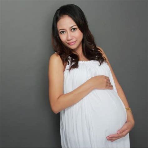 is massage safe during pregnancy mumanu