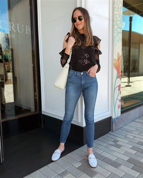 Girlmeetsgold Casual Spring Outfits Floral Top Outfit With Jeans