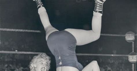 Vintage Everyday Vintage Female Wrestling 27 Amazing