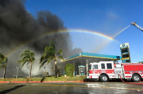Firefighters Battle Fire At Fontana Gas Station San Bernardino Sun