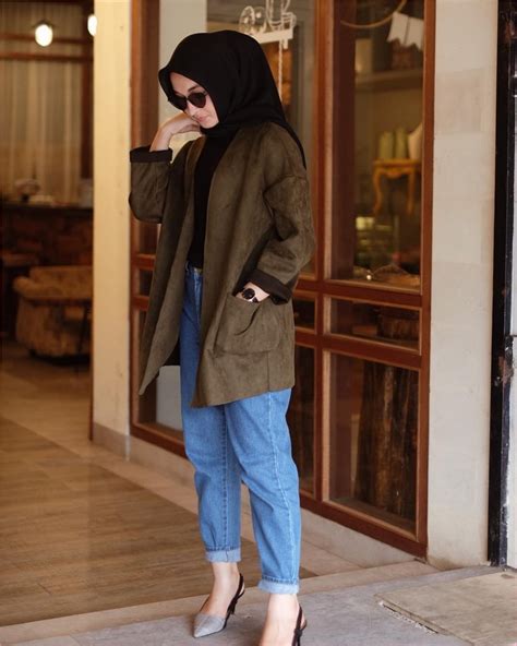Sepatu kantor bertali, sepatu kantor boot, sepatu kantor branded, sepatu kantor casual, sepatu kantor coklat, sepatu kantor cowok, sepatu kantor dan pesta, sepatu kantor elegan, sepatu. Outfit Baju Hijab Casual Untuk Ke Kantor Ala Selebgam 2018