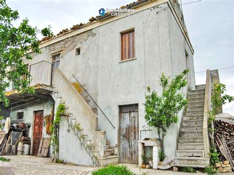 Two Storey Country House For Sale In Atessa Chieti Abruzzo Ref