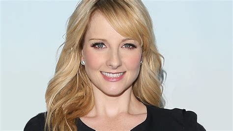 Melissa Rauch Announces Pregnancy And Discussed Past Miscarriage R
