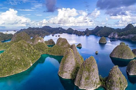 Review Of Raja Ampat West Papua Indonesia Edition