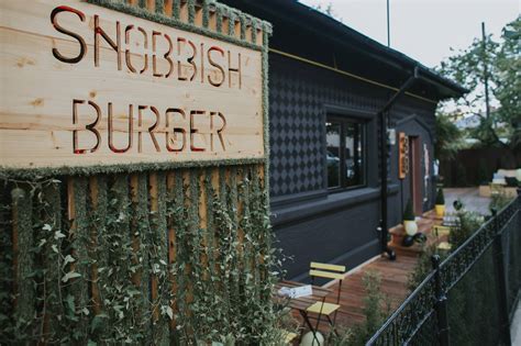 Grand Opening Snobbish Burger Bacau 21 — Snobbish Burger