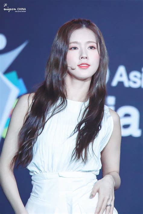 갑자기 우리를 왜.? 믿을 사람이라곤 우리 둘뿐! 여자아이들 미연, 바로 이거다 싶은 CG 미모