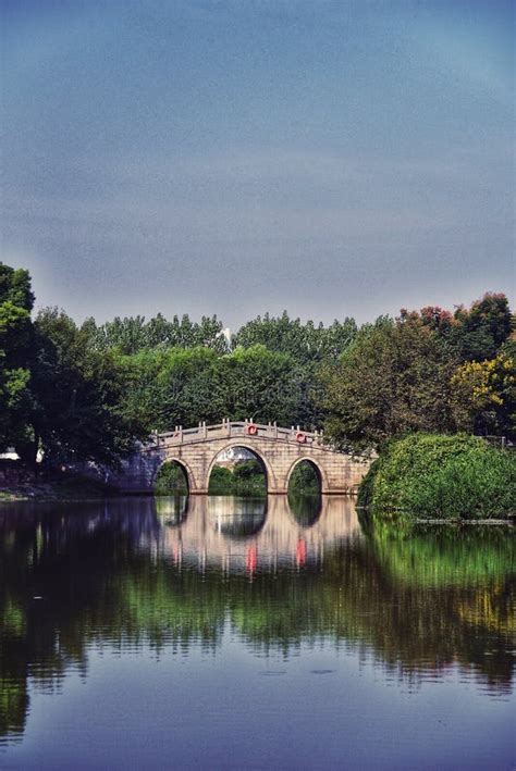 Chinese Stone Bridge Stock Image Image Of Lake Chinese 257676671