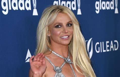 Britney Spears Buys Pole For Dancing Shows Off On Instagram The