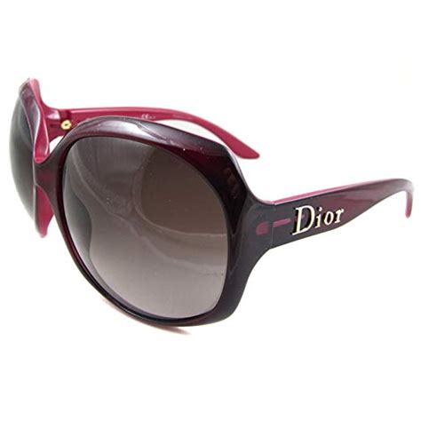 Avec vos nouvelles lunettes de soleil dior pour femme, sélectionnées par grandoptical, vous pouvez affronter les rayons du soleil avec style et sérénité. Lunettes de soleil Dior pas cher femmes 2018 prix discount