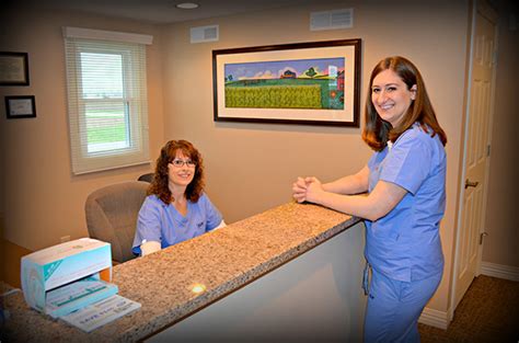 Official information from nhs about springfield dental care including contact details, directions, opening hours and service/treatment details. Springfield, IL Dentist