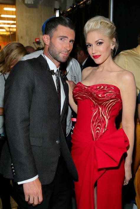 Grammy Awards Best Dressed List Dream In Lace Gwen Stefani